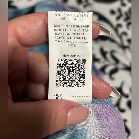 Shein Tie-Dye short sleeve shirt- purple black and blue- size l - Picture 9 of 9